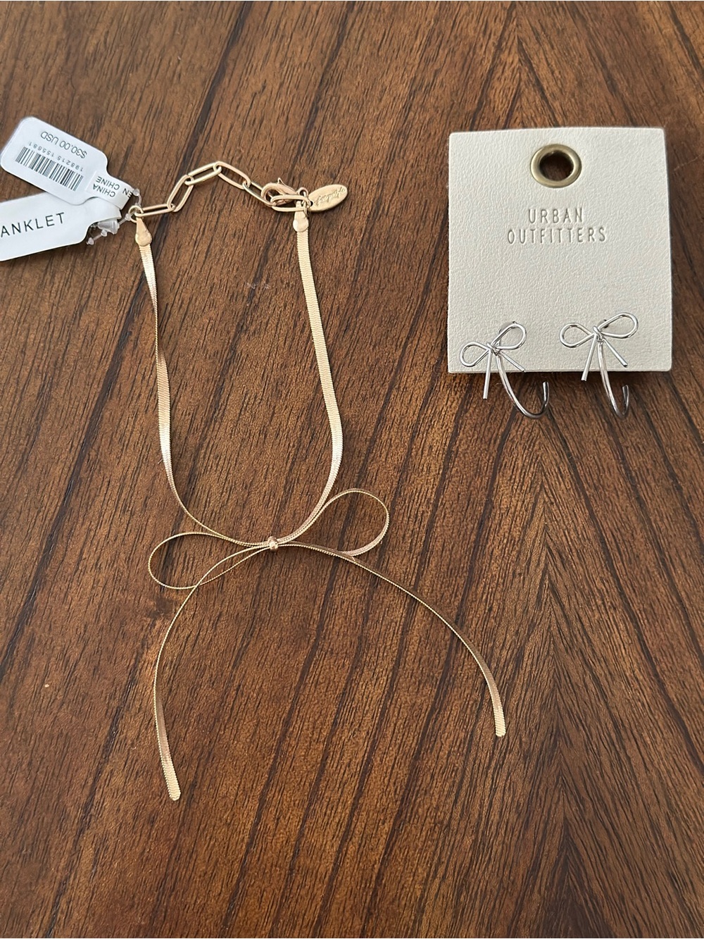 Urban Outfitters Gold Bow Anklet with Matching Bow Earrings